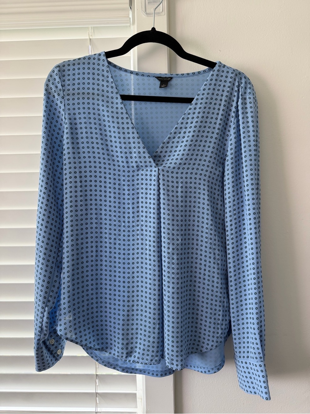 Ann Taylor Light Blue V-Neck Long Sleeve Blouse with Navy Dot Print